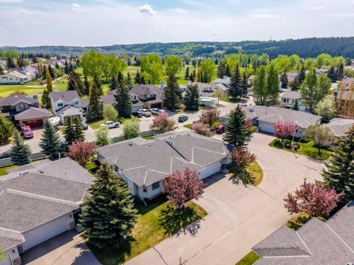 31-8 Riverview Circle, Cochrane, AB - Outdoor With View