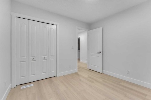 52 Saddlecreek Terrace Ne, Calgary, AB - Indoor