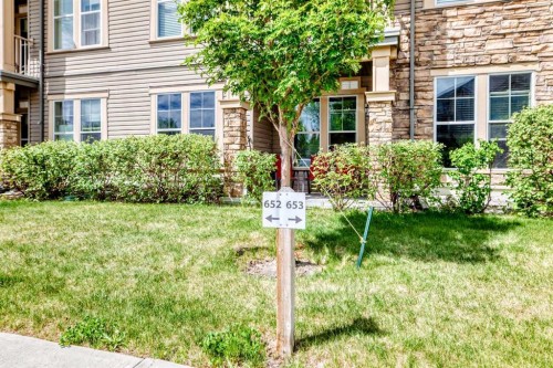 111-207 Sunset Drive, Cochrane, AB 
