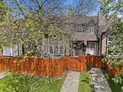 7-12625 24 Street SW Calgary, AB T2W 4B1