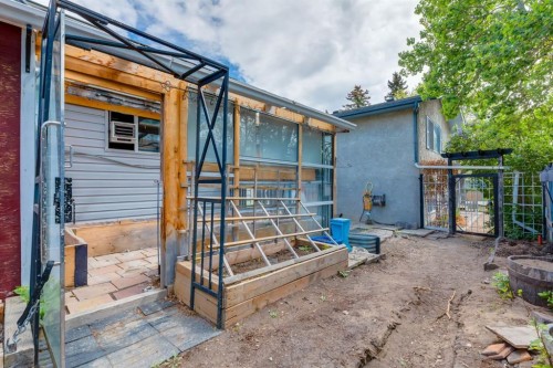 3 Berwick Close Nw, Calgary, AB - Outdoor
