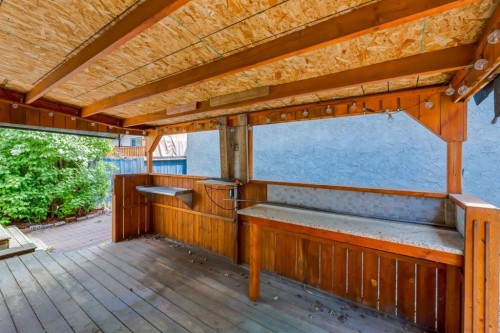 3 Berwick Close Nw, Calgary, AB - Outdoor With Deck Patio Veranda With Exterior