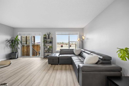 249 Auburn Meadows Place Se, Calgary, AB - Indoor Photo Showing Living Room