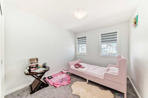 1387 148 Avenue Nw, Calgary, AB - Indoor Photo Showing Bedroom