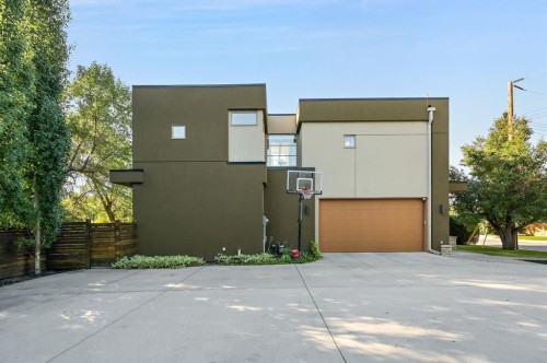 3926 9 Street Sw, Calgary, AB 