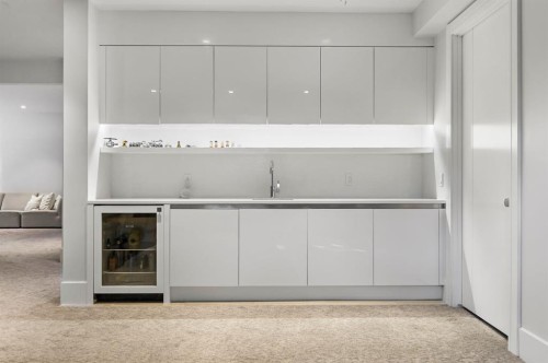 3926 9 Street Sw, Calgary, AB 