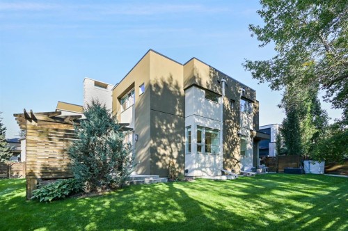 3926 9 Street Sw, Calgary, AB 