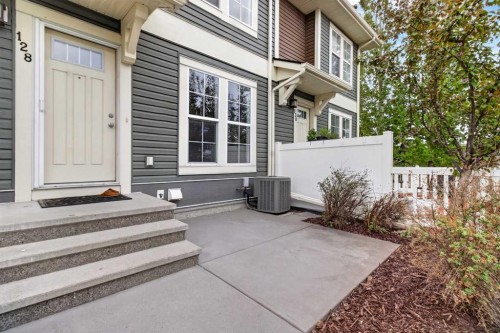 128 Auburn Bay Common Se, Calgary, AB - Outdoor