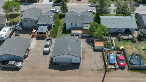 422 Cole Crescent, Carseland, AB - Outdoor