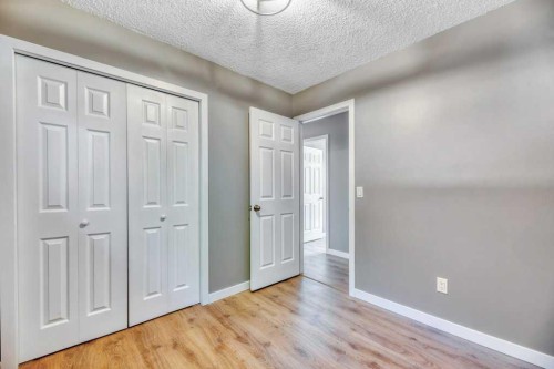 422 Cole Crescent, Carseland, AB - Indoor Photo Showing Other Room