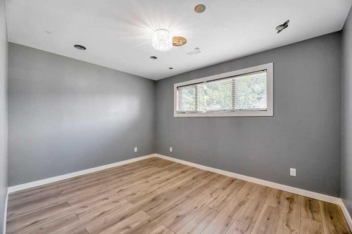 422 Cole Crescent, Carseland, AB - Indoor Photo Showing Other Room