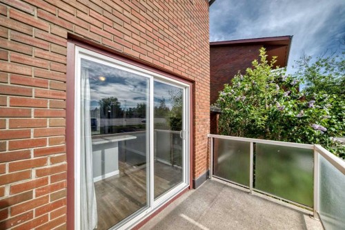 208-1305 Glenmore Trail Sw, Calgary, AB - Outdoor With Exterior