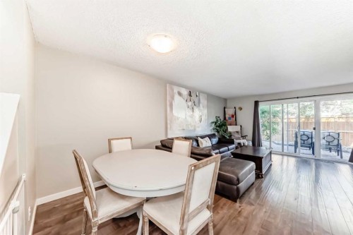 208-1305 Glenmore Trail Sw, Calgary, AB - Indoor
