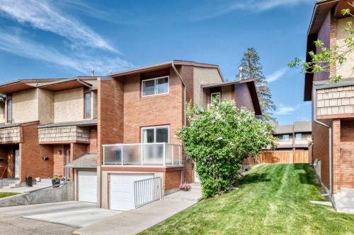 208-1305 Glenmore Trail Sw, Calgary, AB - Outdoor
