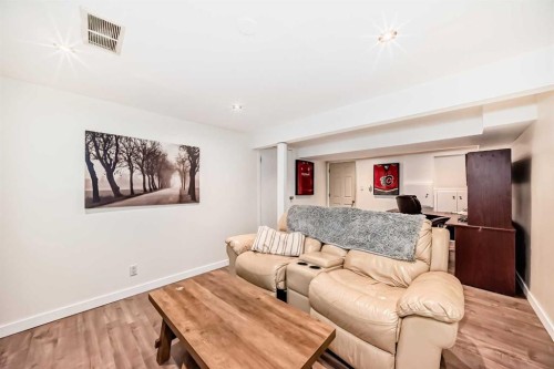 208-1305 Glenmore Trail Sw, Calgary, AB - Indoor