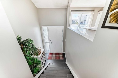 208-1305 Glenmore Trail Sw, Calgary, AB - Indoor Photo Showing Other Room