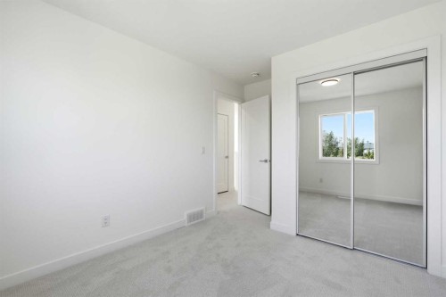 9993 Huxbury Drive Ne, Calgary, AB - Indoor Photo Showing Other Room