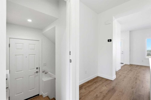 9993 Huxbury Drive Ne, Calgary, AB - Indoor Photo Showing Other Room
