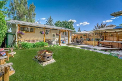 811 Southmount Place Sw, Calgary, AB 