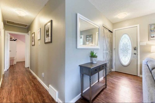 811 Southmount Place Sw, Calgary, AB 