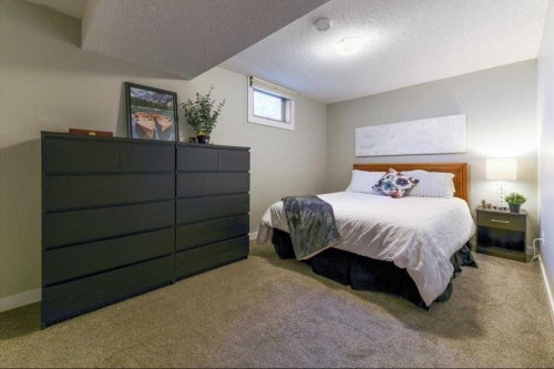 811 Southmount Place Sw, Calgary, AB 