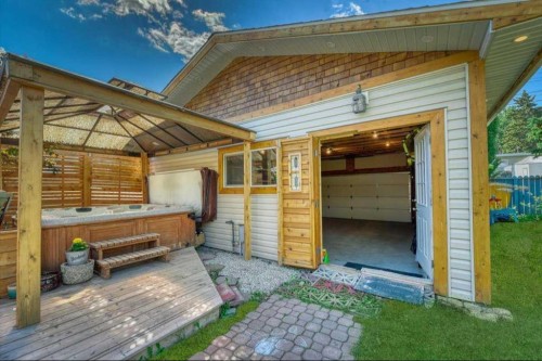 811 Southmount Place Sw, Calgary, AB 