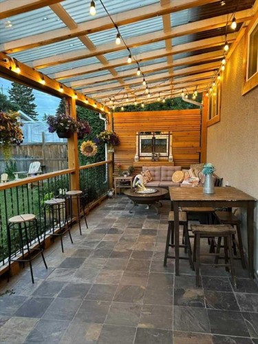 811 Southmount Place Sw, Calgary, AB 