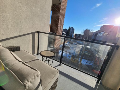 306-317 22 Avenue Sw, Calgary, AB - Outdoor