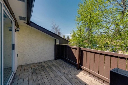 12 Oakvale Place Sw, Calgary, AB - Outdoor With Exterior