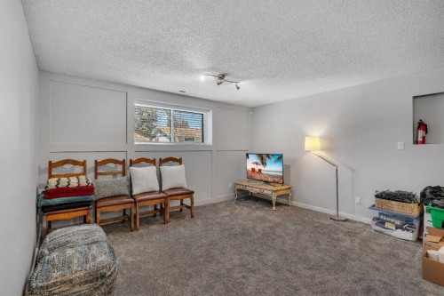 12 Oakvale Place Sw, Calgary, AB - Indoor