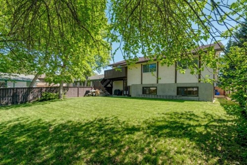 12 Oakvale Place Sw, Calgary, AB - Outdoor