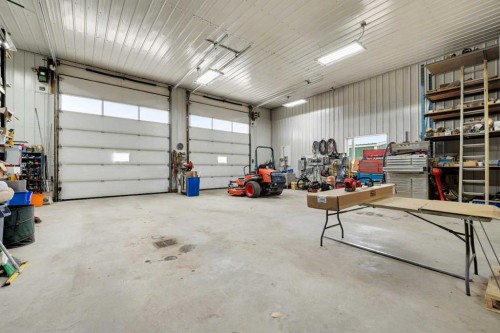 28125 Highway 587, Rural Red Deer County, AB - Indoor Photo Showing Garage