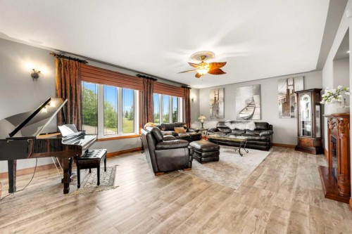 28125 Highway 587, Rural Red Deer County, AB - Indoor