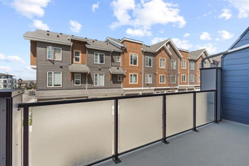 241 Livingston Common Ne, Calgary, AB - Outdoor