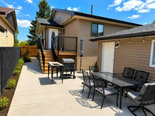 6479 68 Street Ne, Calgary, AB 