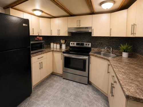 6479 68 Street Ne, Calgary, AB 
