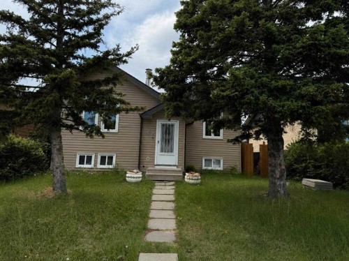 6479 68 Street Ne, Calgary, AB 