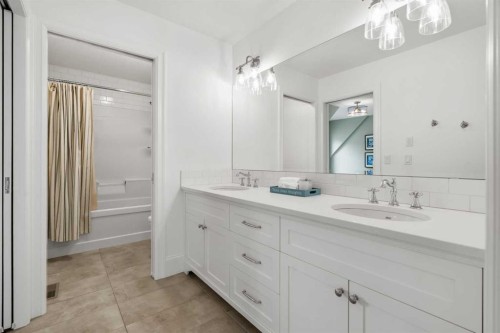 3731 37 Street Nw, Calgary, AB 