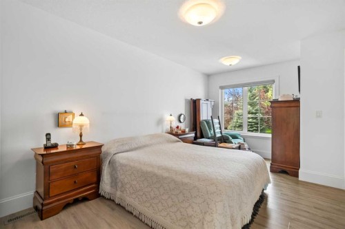 3731 37 Street Nw, Calgary, AB 