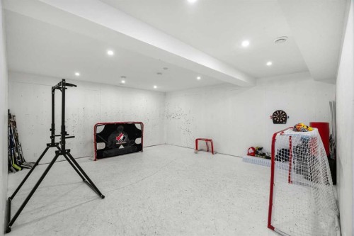 3731 37 Street Nw, Calgary, AB 