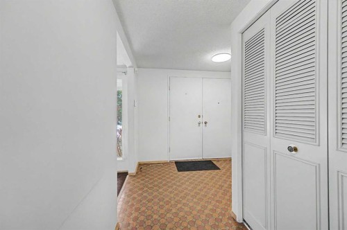 1032 Varsity Estates Drive Nw, Calgary, AB 