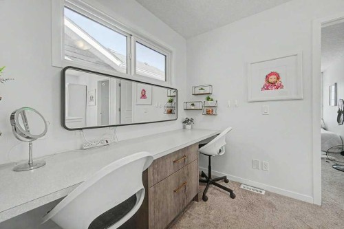 44 Auburn Glen Close Se, Calgary, AB - Indoor