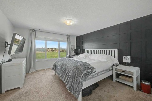 44 Auburn Glen Close Se, Calgary, AB - Indoor Photo Showing Bedroom