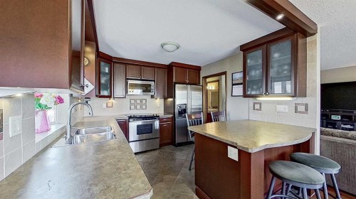 5803 Dalgleish Road Nw, Calgary, AB 