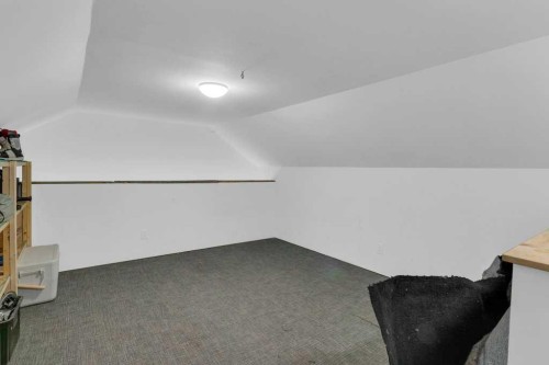 120 Alpine Crescent Se, Airdrie, AB - Indoor Photo Showing Other Room