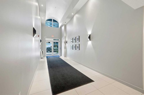 103-733 2 Avenue Sw, Calgary, AB - Indoor Photo Showing Other Room