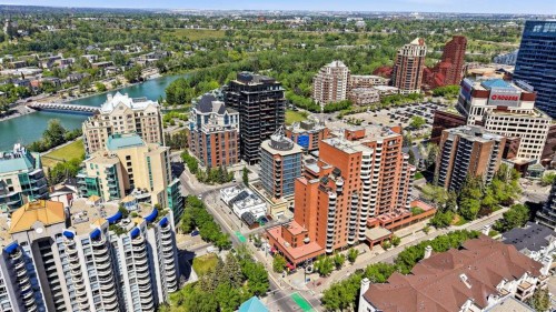 103-733 2 Avenue Sw, Calgary, AB - Outdoor With View