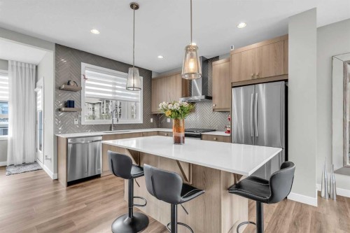 101 Walgrove Cove Se, Calgary, AB - Indoor Photo Showing Kitchen With Upgraded Kitchen