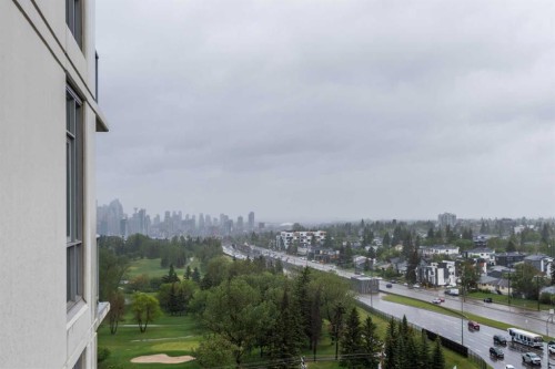 1103-77 Spruce Place Sw, Calgary, AB 