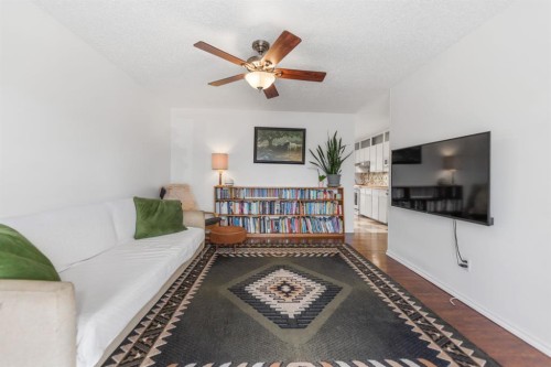 6795 Malvern Road Ne, Calgary, AB - Indoor
